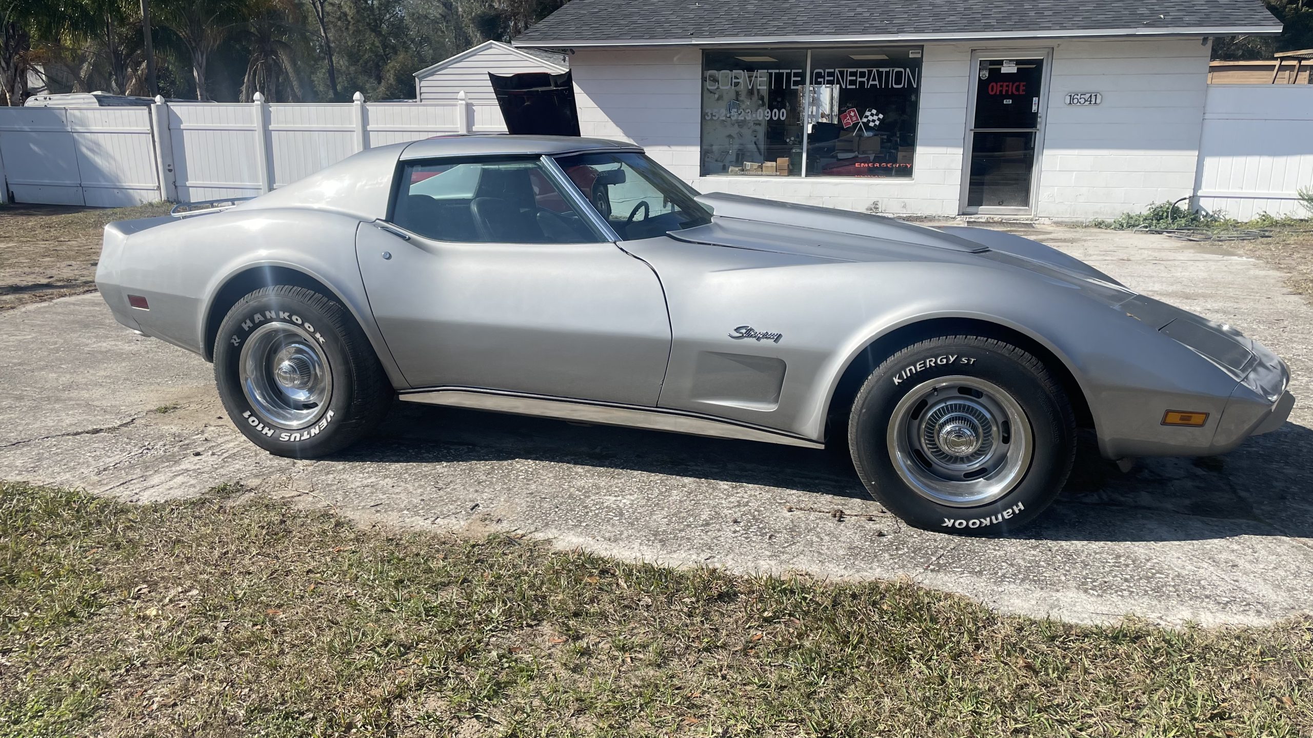 
								1975 Corvette C3 full									