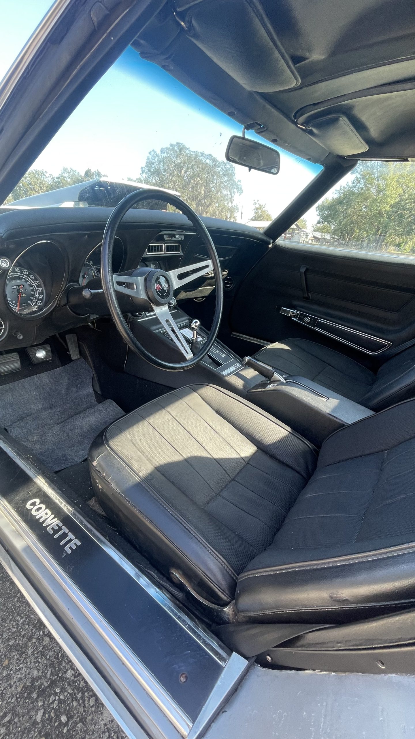 
								1975 Corvette C3 full									